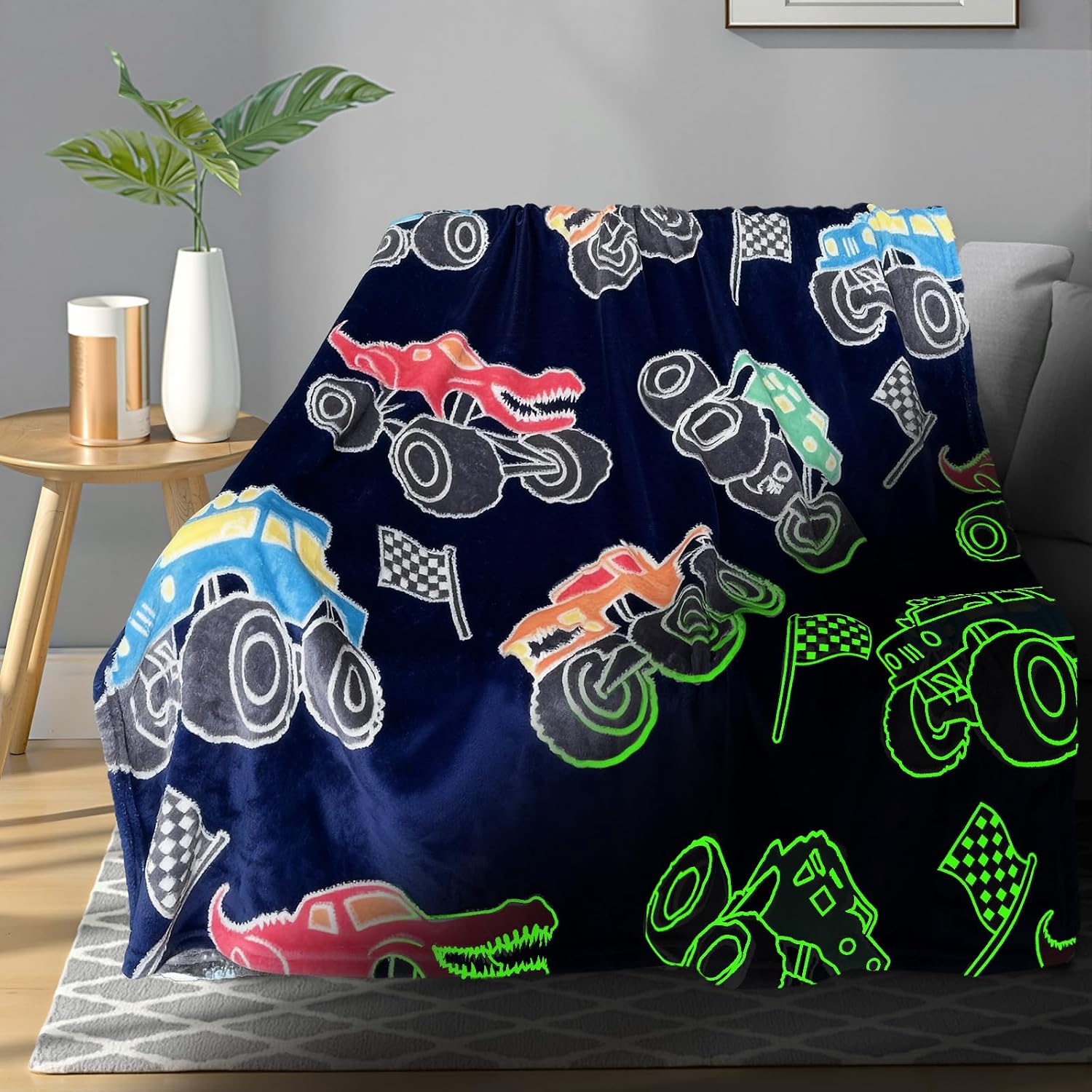 TEHALK Unicorn Glow in The Dark Blanket, Unicorn Blanket for Girls/Kids, Unicorns Gifts for Girls Age 3-12, Toddler Blanket for Kids, Soft Fleece Blanket Throw Birthday Gift 40"x60"
