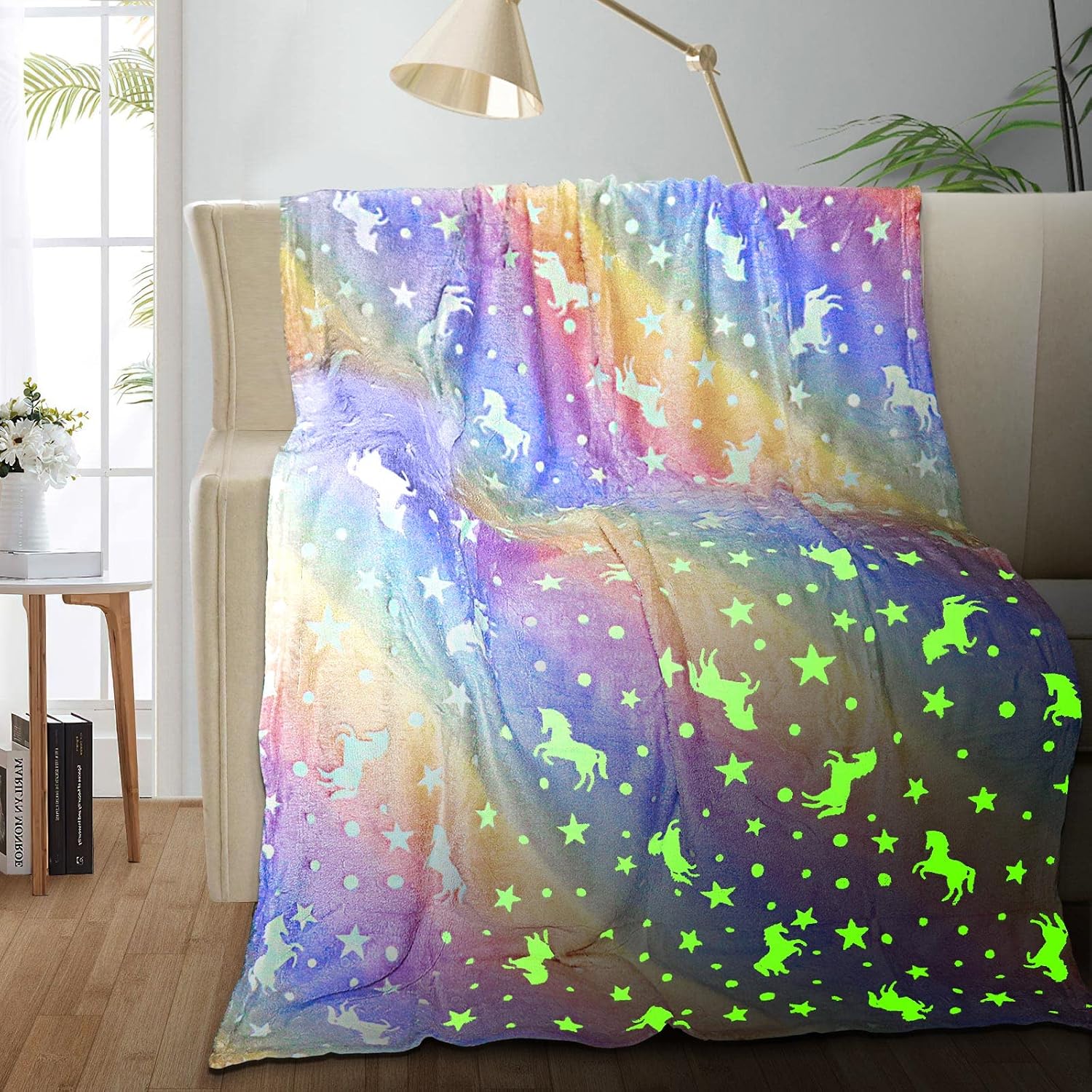 TEHALK Unicorn Glow in The Dark Blanket, Unicorn Blanket for Girls/Kids, Unicorns Gifts for Girls Age 3-12, Toddler Blanket for Kids, Soft Fleece Blanket Throw Birthday Gift 40"x60"